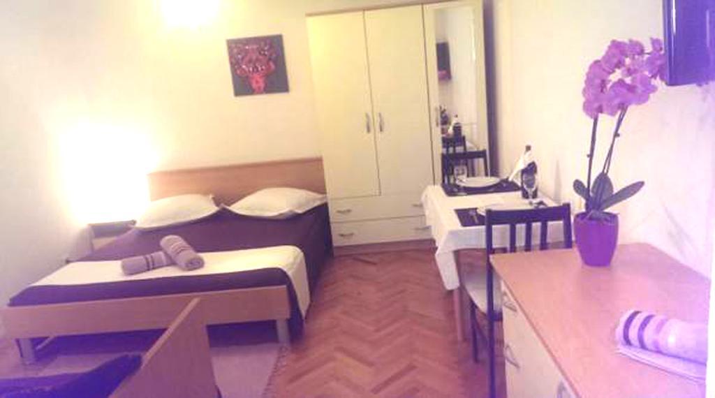 Apartments Mira Макарска Номер фото